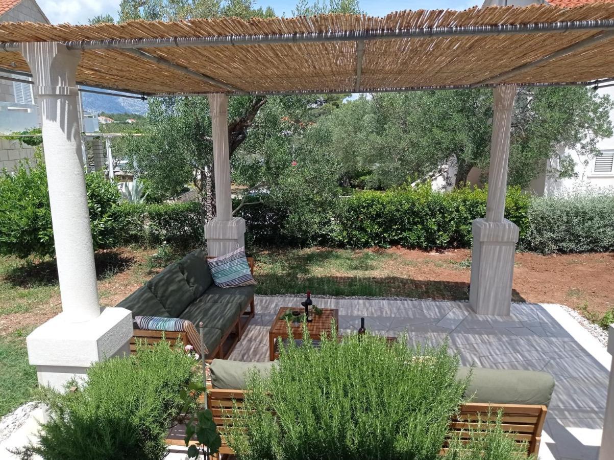 My Mediterranean Villa With Huge Garden And Own Parking Lumbarda Dış mekan fotoğraf